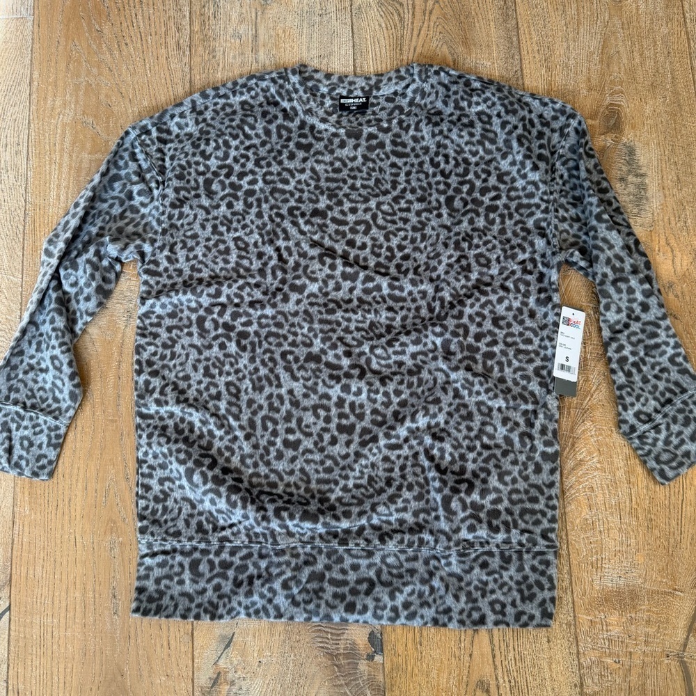 32 Degrees Gray Animal Print Top